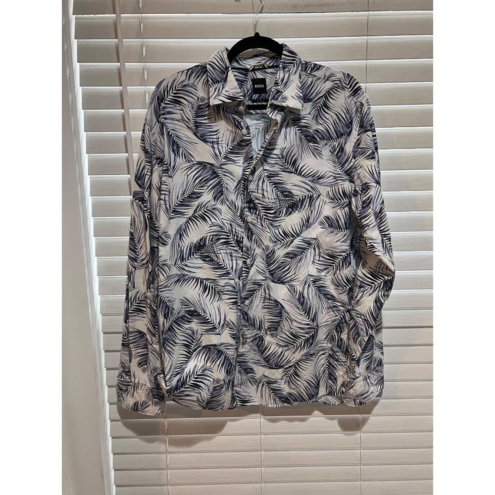 Hugo Boss Long Sleeve Button Up Shirt - Size XL‎